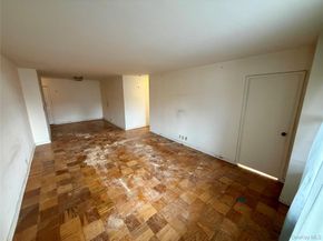 70-25 Yellowstone Boulevard 3H, Forest Hills NY 11375