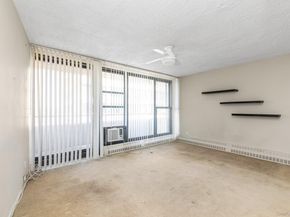 162-11 9th 7B, Beechhurst NY 11357