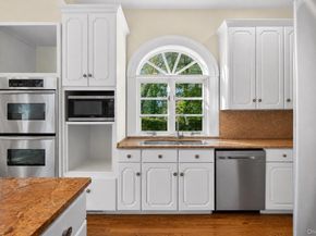 38 Tiffany Road, Oyster Bay NY 11771