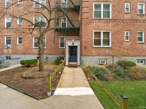 24 Mulford Place 4B, Hempstead NY 11550