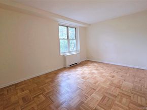 212-30 23rd Ave 1H, Bayside NY 11360