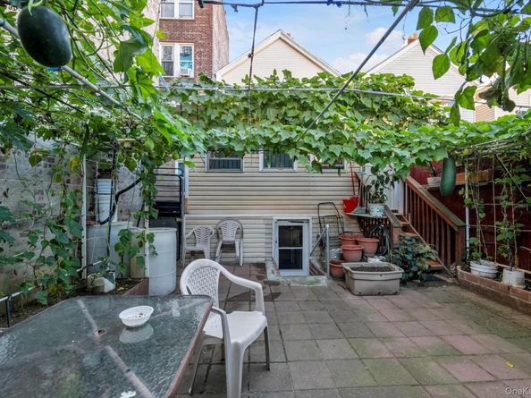 8921 86th Street, Woodhaven NY 11421