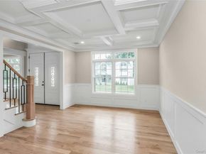 22 Cheshire Avenue, Syosset NY 11791