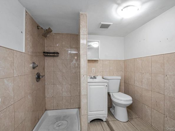 197 Nichols Avenue, Brooklyn NY 11208