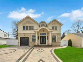 157 4th Street, Hicksville NY 11801