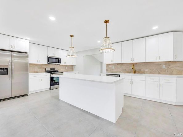 106 Southern Boulevard, Hauppauge NY 11788