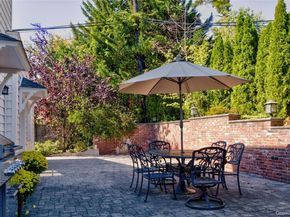 8 Deepdale Drive, Manhasset NY 11030