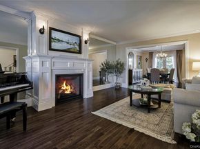 8 Deepdale Drive, Manhasset NY 11030