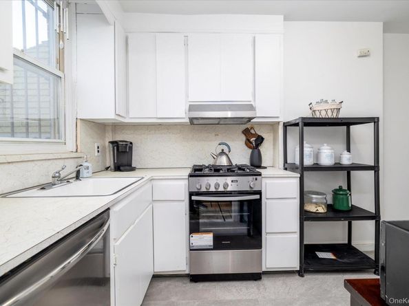 2068 28th Street, Astoria NY 11105