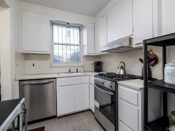 2068 28th Street, Astoria NY 11105