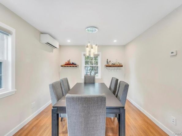 131 Lee Avenue, Hicksville NY 11801