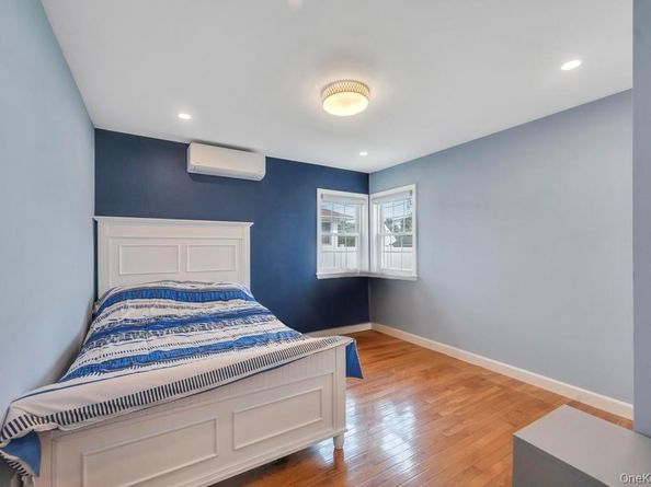 131 Lee Avenue, Hicksville NY 11801