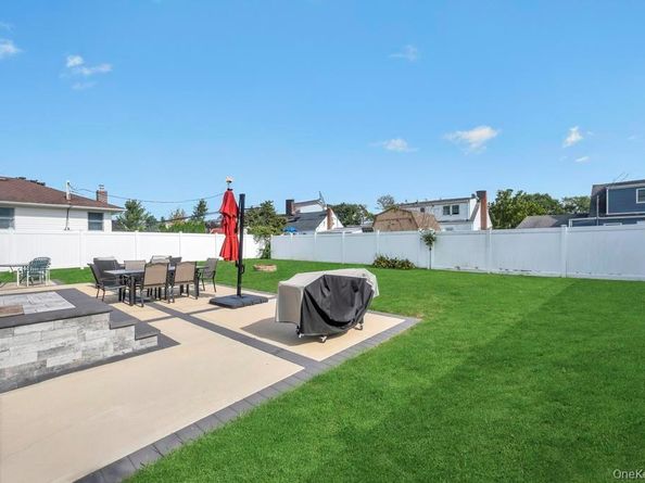 131 Lee Avenue, Hicksville NY 11801