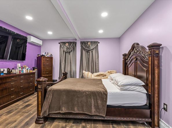 84-11 106th Avenue, Ozone Park NY 11417