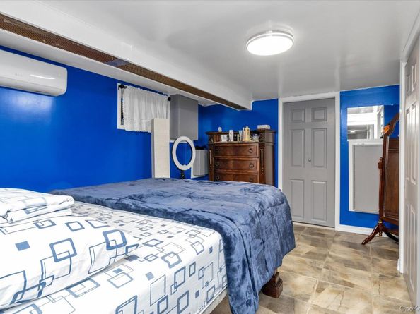 84-11 106th Avenue, Ozone Park NY 11417