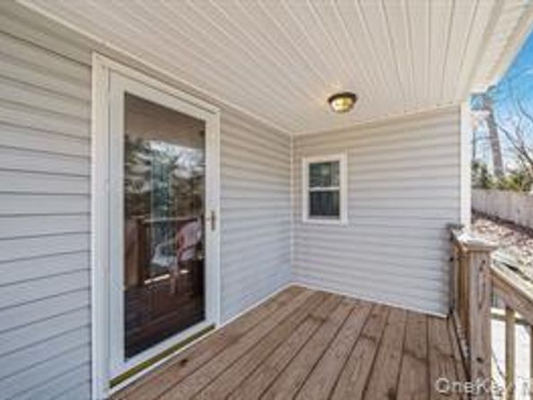 22 Middleville Road, Northport NY 11768