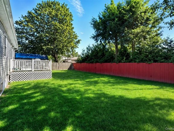 36 Flintlock Drive, Shirley NY 11967