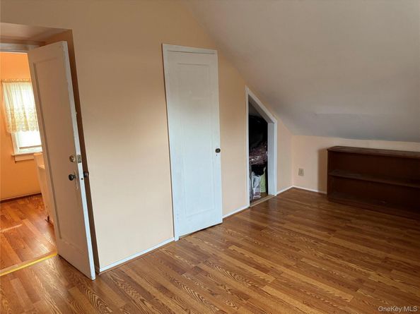 104-12 219th Street, Queens Village NY 11429
