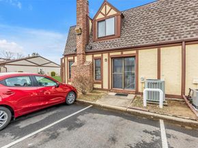 6 Woodcreek Court 0, Deer Park NY 11729