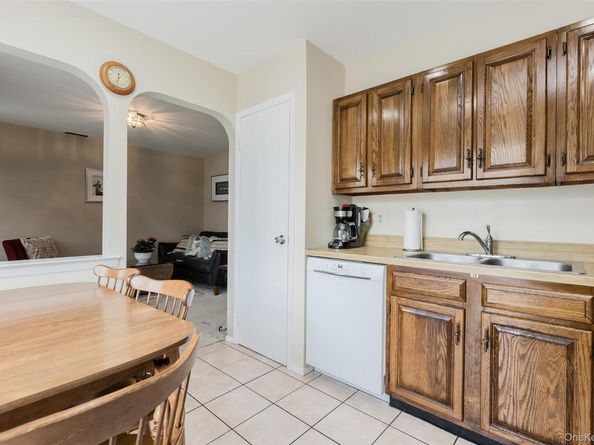 6 Woodcreek Court 0, Deer Park NY 11729