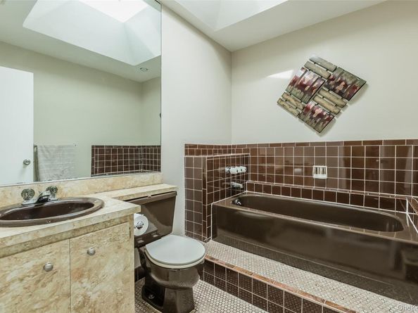 6 Woodcreek Court 0, Deer Park NY 11729