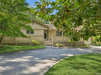 33 Woods Lane