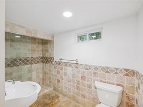 33 Woods Lane, Southampton NY 11968