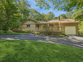 33 Woods Lane, Southampton NY 11968
