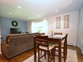 18 Glen Hollow Drive F13, Holtsville NY 11742