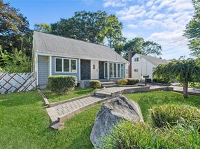 53 E 13th Street, Huntington Station NY 11746