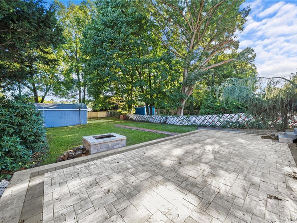 53 E 13th Street, Huntington Station NY 11746