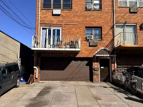 5907 59th Drive, Maspeth NY 11378