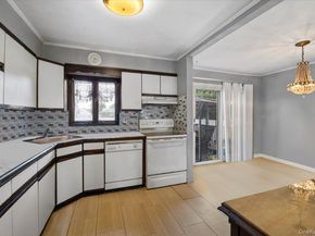 26 Bradford Lane, Bethpage NY 11714