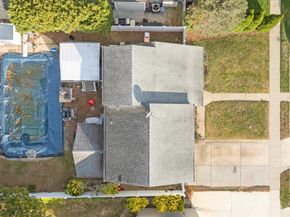 26 Bradford Lane, Bethpage NY 11714