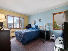 26 Bradford Lane, Bethpage NY 11714