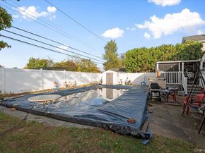 26 Bradford Lane, Bethpage NY 11714