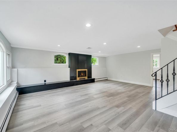 61 Riviera Drive S, Massapequa NY 11758