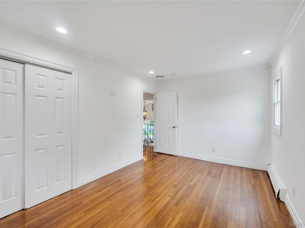 61 Riviera Drive S, Massapequa NY 11758