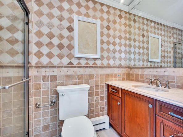 61 Riviera Drive S, Massapequa NY 11758