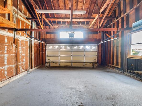 61 Riviera Drive S, Massapequa NY 11758