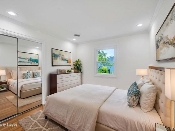 61 Riviera Drive S, Massapequa NY 11758