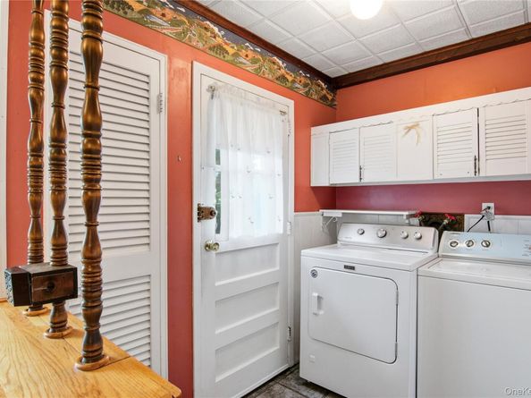 1 Bruce Lane, East Northport NY 11731
