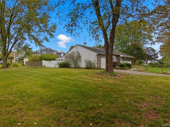 1 Bruce Lane, East Northport NY 11731