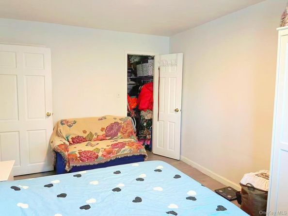 4133 Parsons Boulevard 3C, Flushing NY 11355