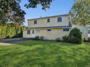 43 Briarcliff Road, Westbury NY 11590