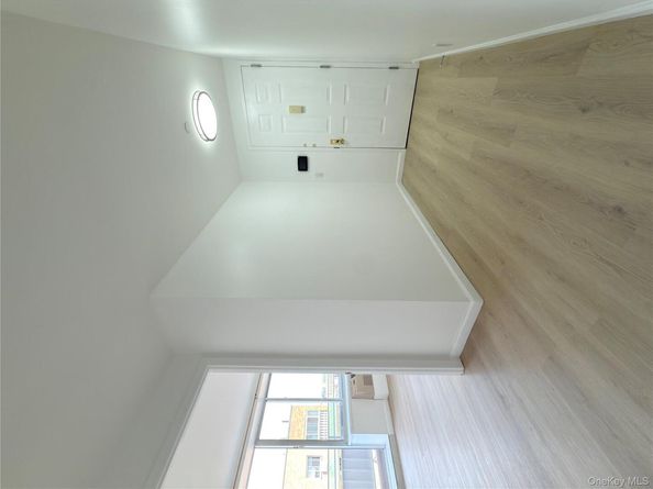 4317 Union Street 8B, Flushing NY 11355