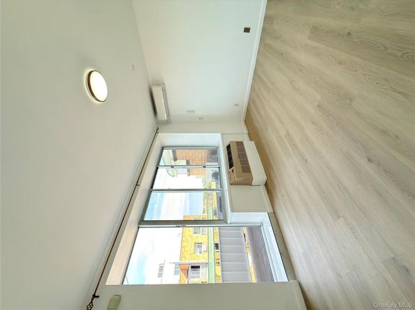 4317 Union Street 8B, Flushing NY 11355