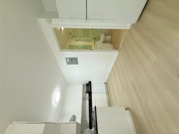 4317 Union Street 8B, Flushing NY 11355