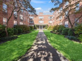 125 Main Street 1T, Port Washington NY 11050