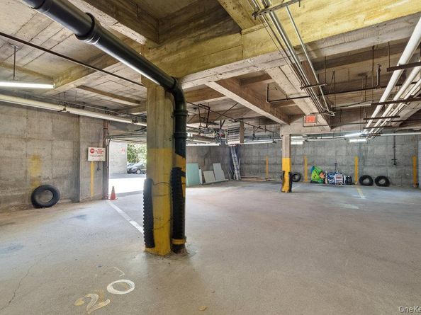 125 Main Street 1T, Port Washington NY 11050